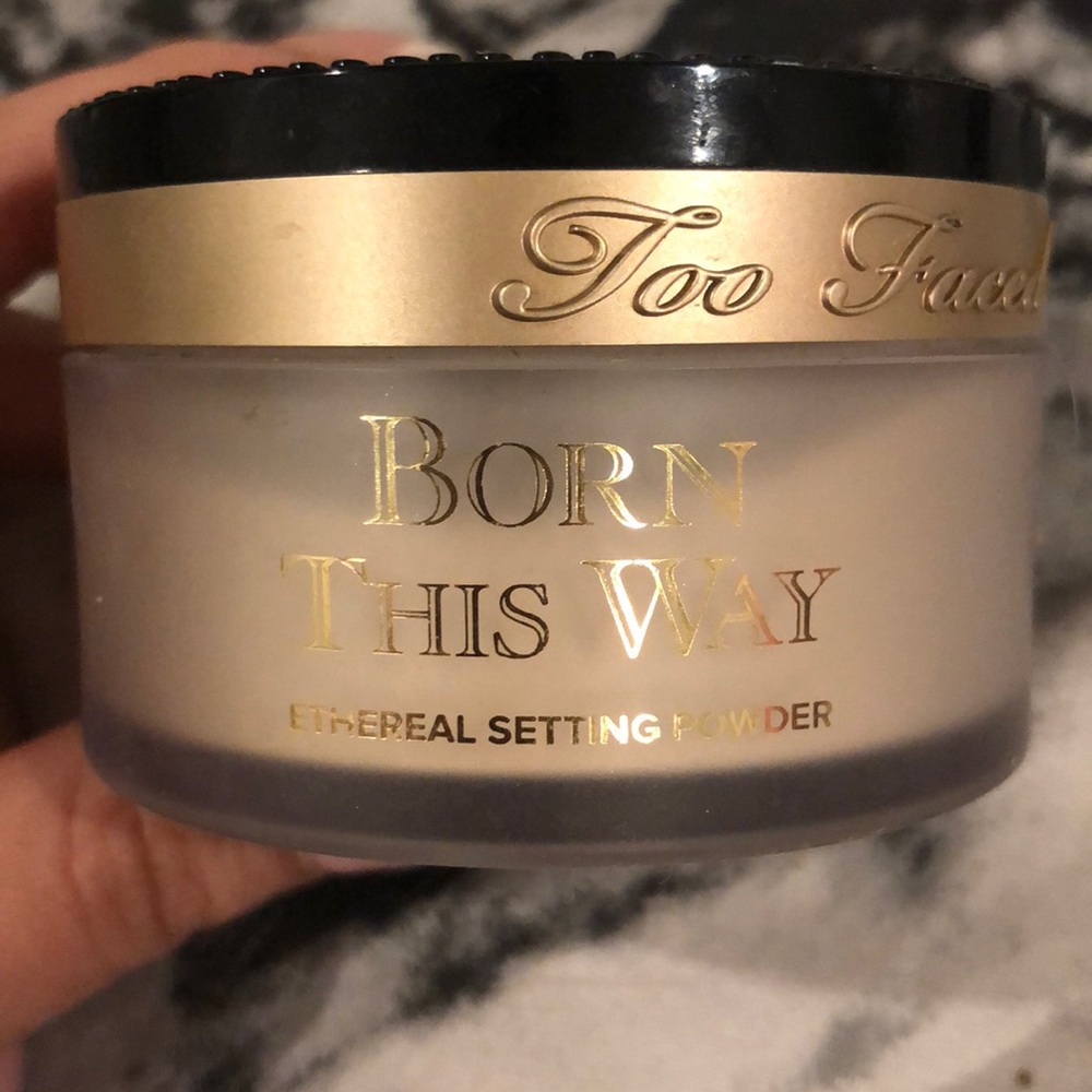 Too faced ethereal setting powder